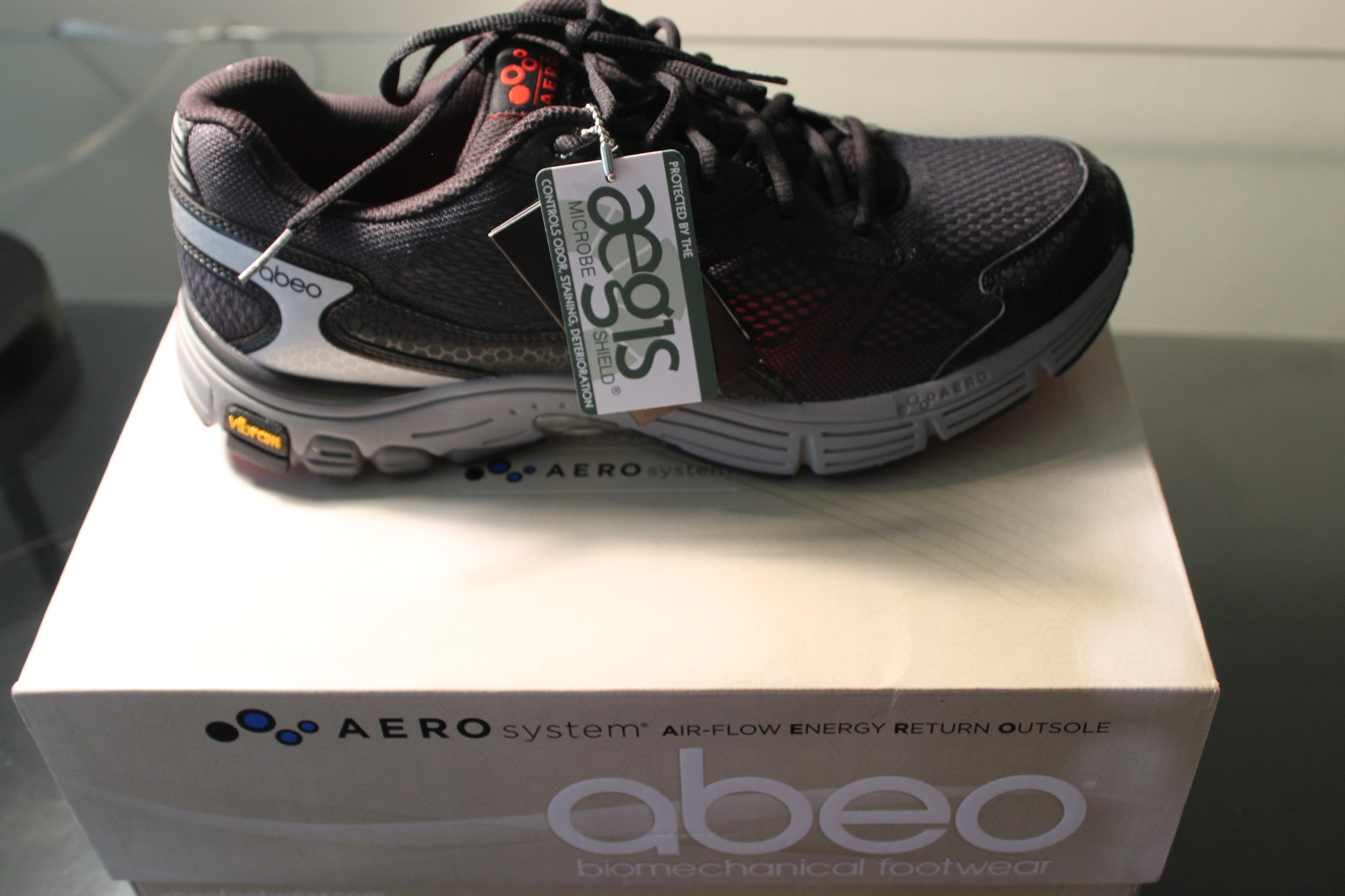 ABEO, shoes that will bring dad 