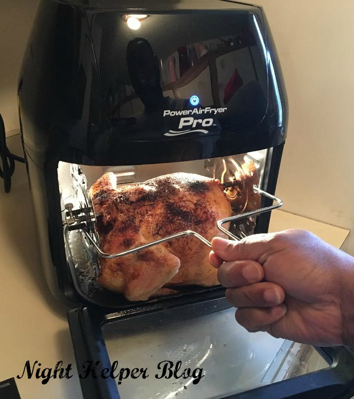 Using the shelves in the Power AirFryer Oven 