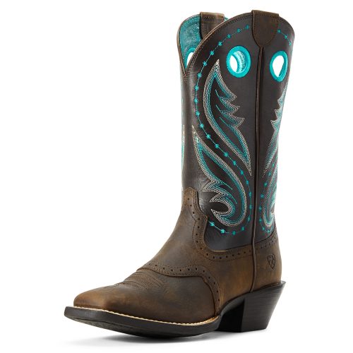 Level Up Your Fall Fashion Style With Cowboy Boots