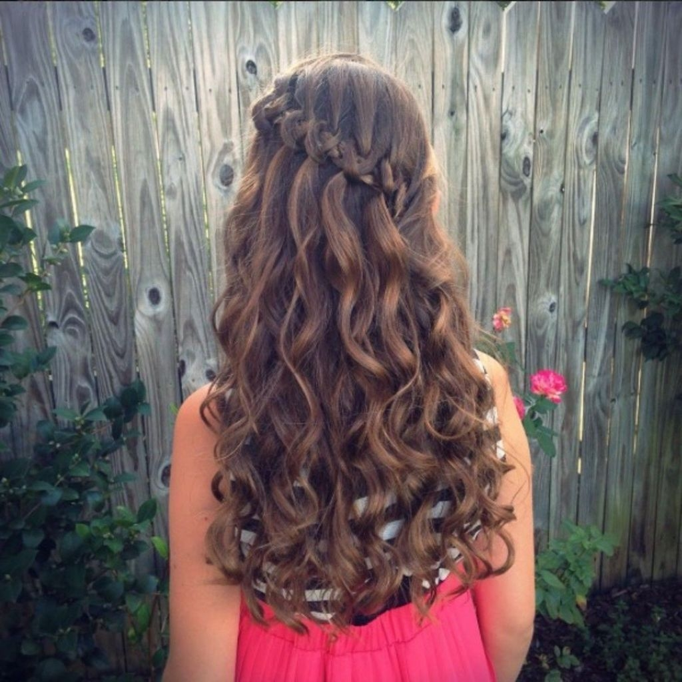 Awesome hairstyles to match your prom dress - Calyxta