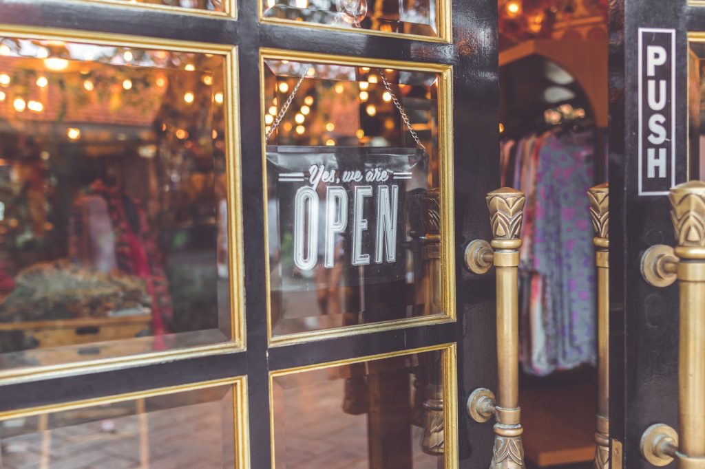 Tips for Managing Both Your Small Business and Parenthood