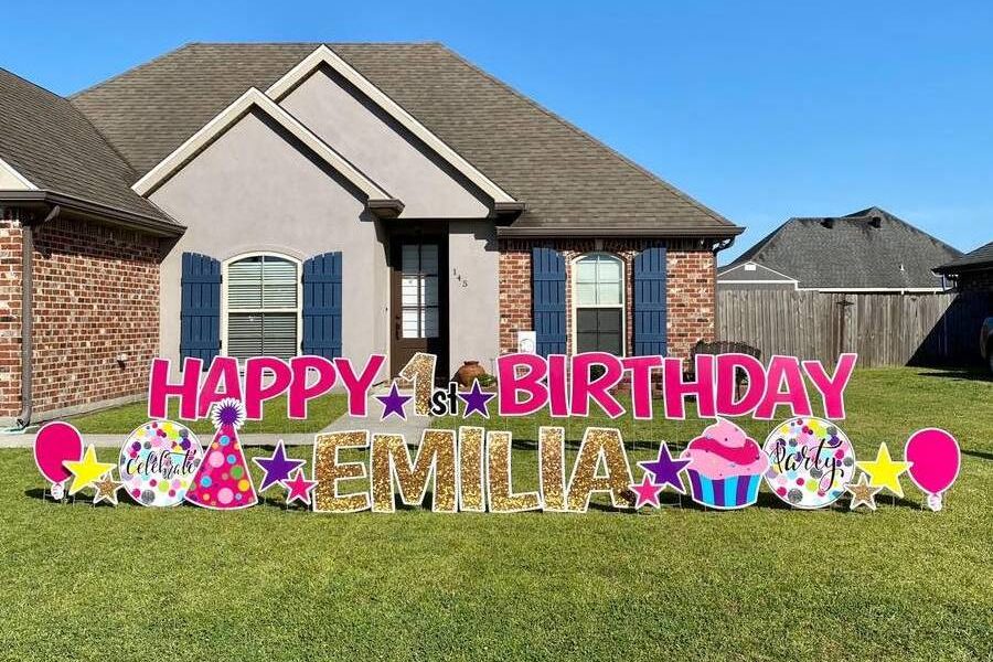 Occasions to Celebrate with Custom Lawn Signs     