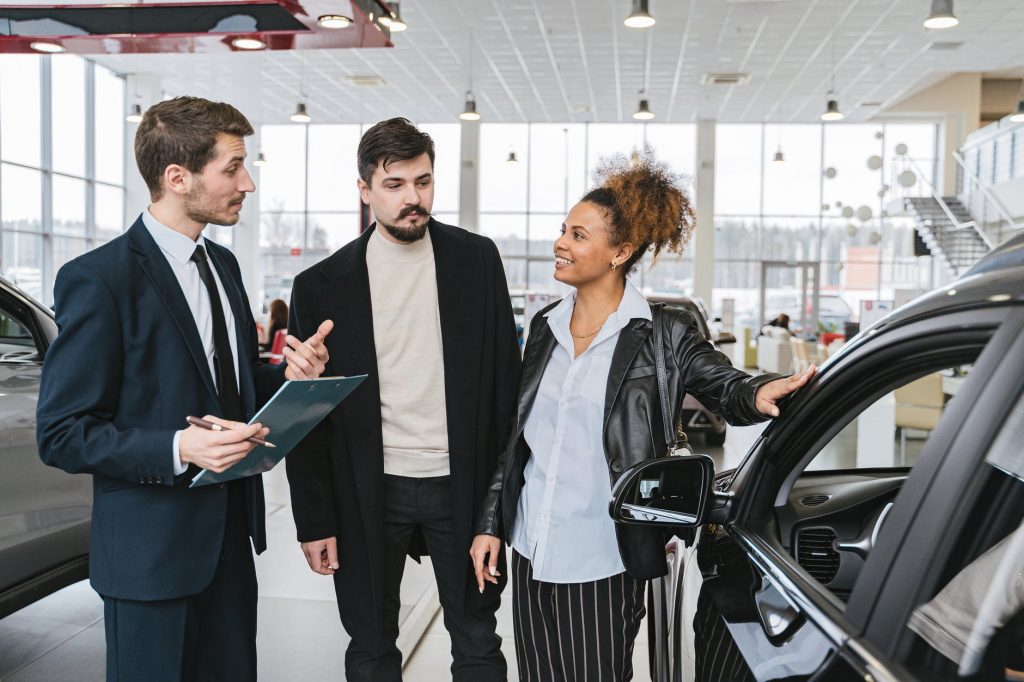 What You Need To Look For When Buying A New Family Car