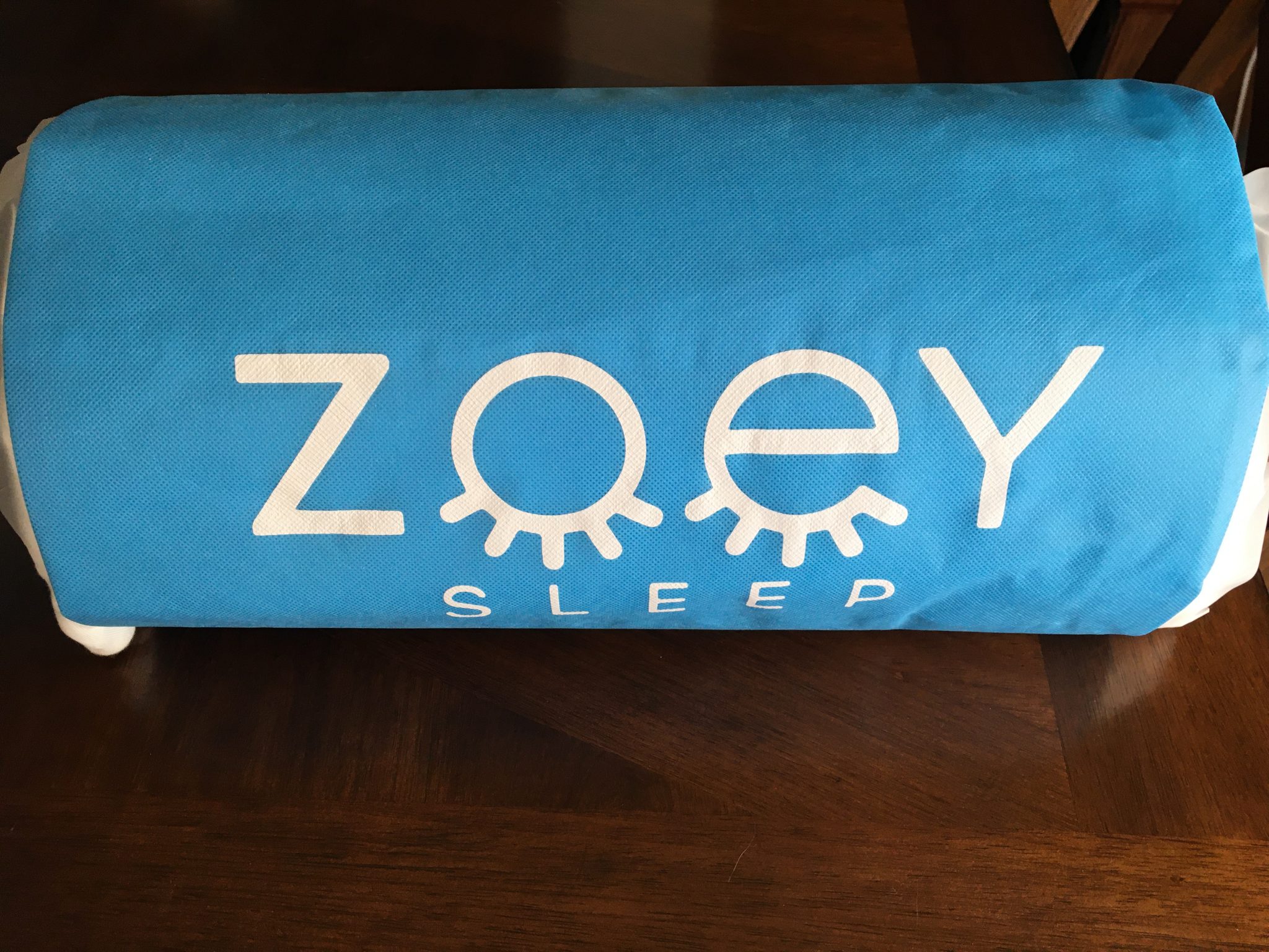 ZOEY CURVE PILLOW Helps To Offer You A Good Night Sleep!