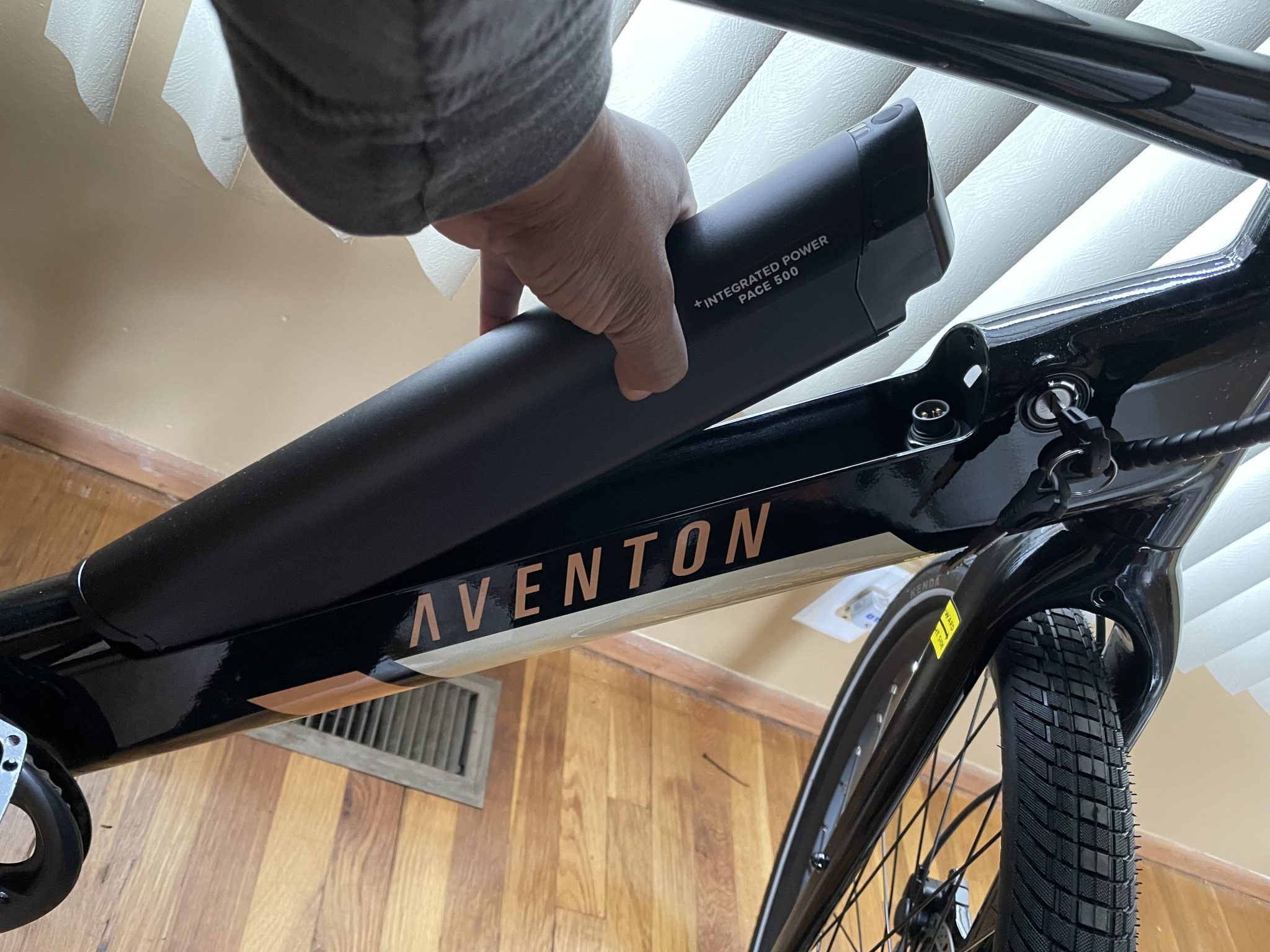 aventon pace 500 battery