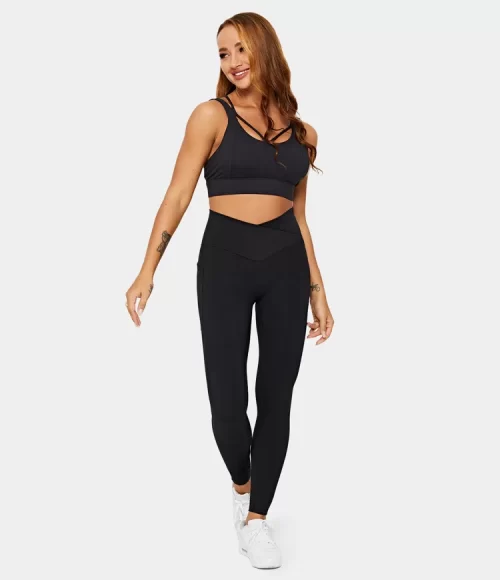 Are They Worth the Hype? - Trying the Viral Halara Leggings for the First  Time 